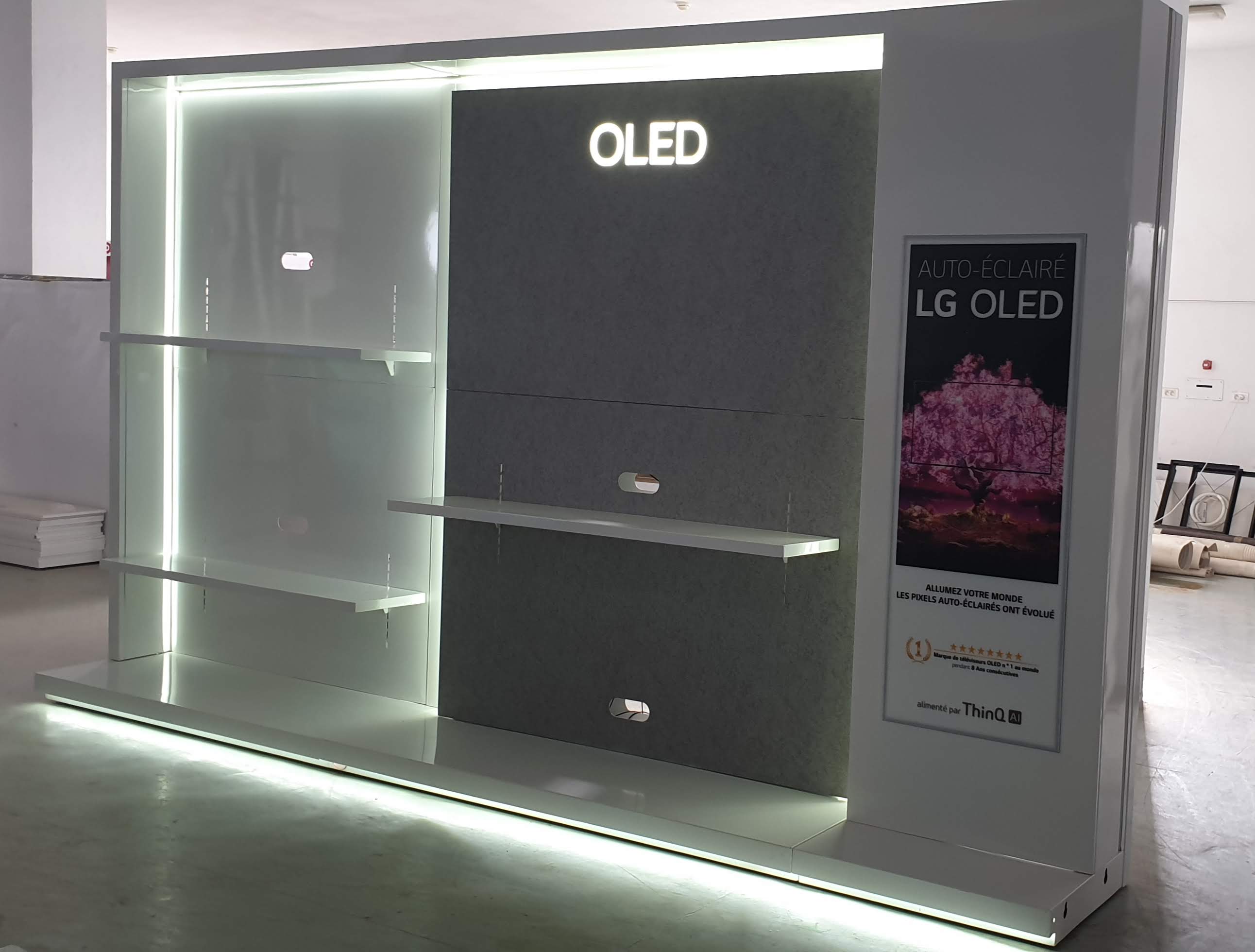 OLED Publicom plv tunisie, présentoir magasin, support publicitaire, marketing point de vente